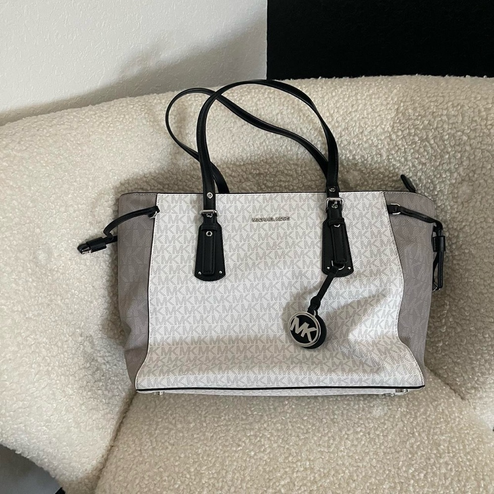 Michael Kors purse and wallet